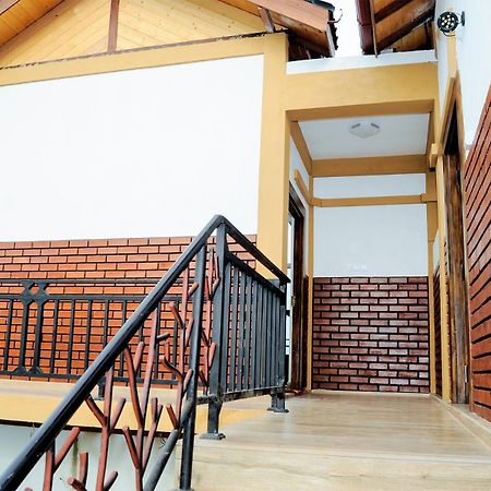 Woodycrest Trincomalee Exterior foto