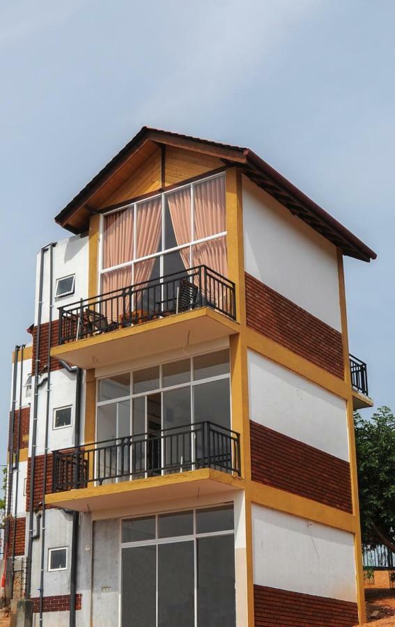 Woodycrest Trincomalee Exterior foto