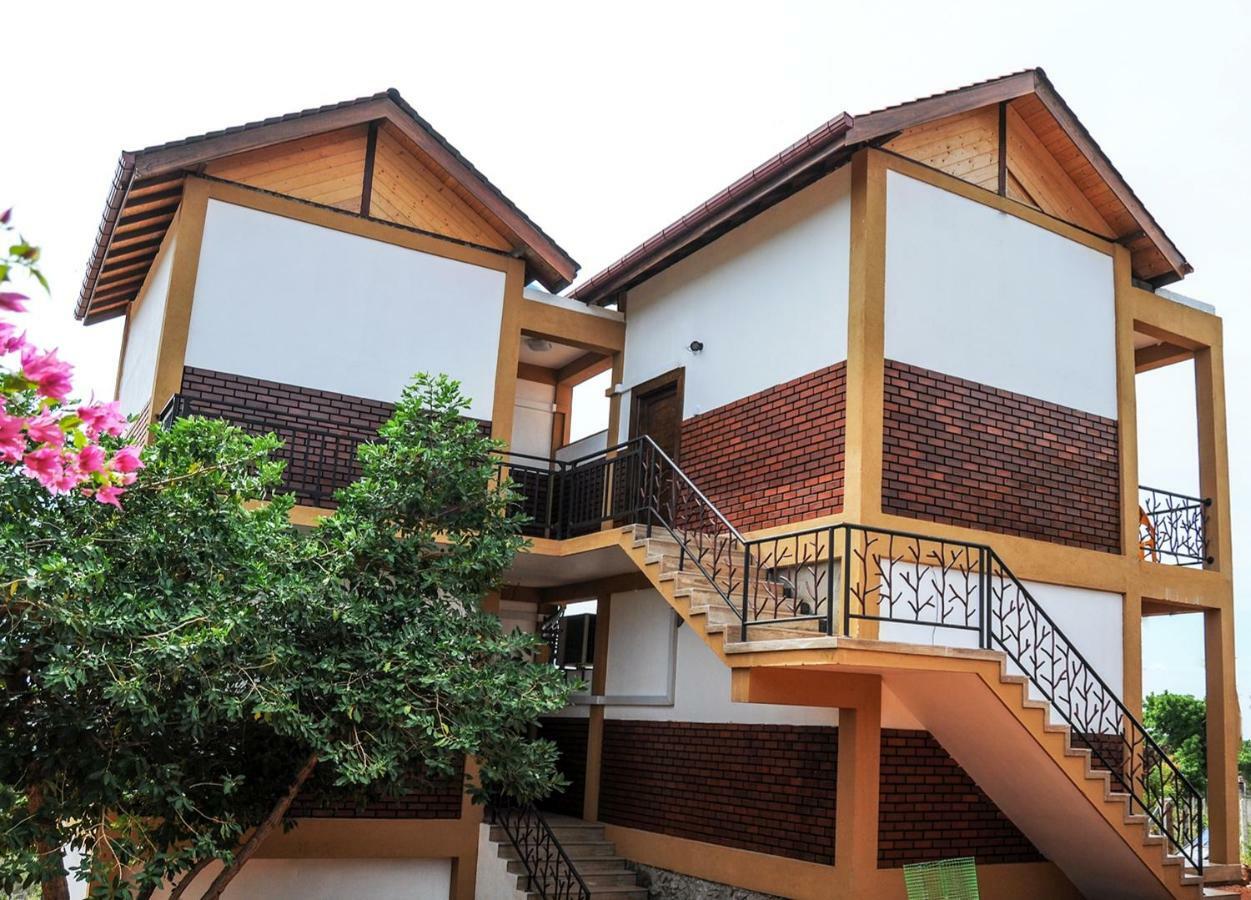 Woodycrest Trincomalee Exterior foto